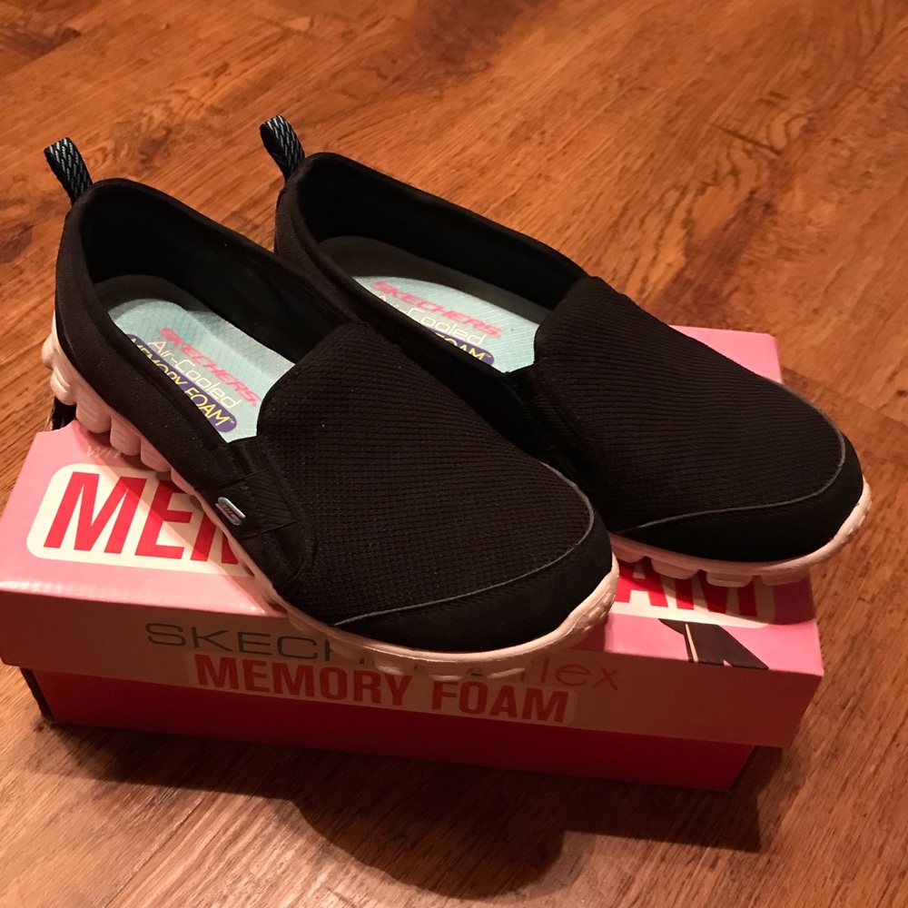 Skechers